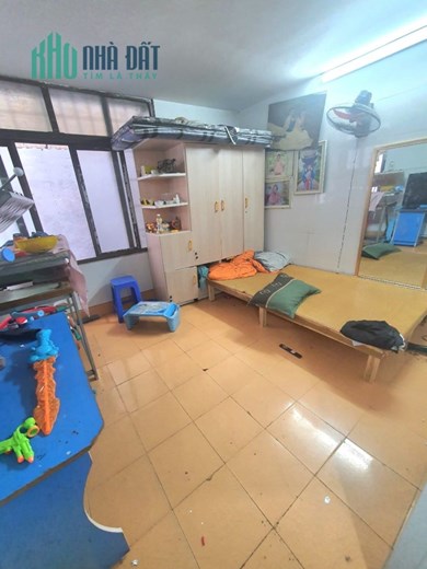 RẺ NHẤT QUẬN ĐỐNG ĐA DT:20M2 4 TẦNG GIÁ: 1.65 TỶ 3 NGỦ 50M BƯỚC RA MẶT PHỐ, NGÕ NÔNG .