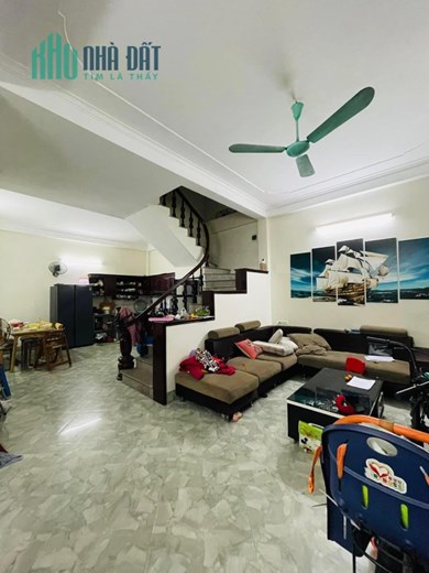CHÍNH CHỦ BÁN NHÀ PHỐ THÁI HÀ: 45M2, 3 BƯỚC RA RA PHỐ, Ô TÔ ĐÁNH VÕNG, CHỈ 7.6 TỶ