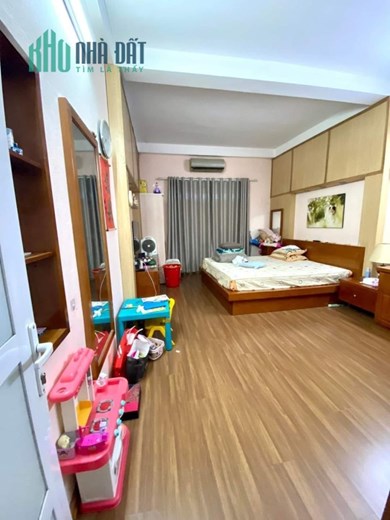CẦN BÁN GẤP NHÀ YÊN LÃNG: 51M2 x 4 TẦNG, NGÕ THÔNG LÁNG HẠ, Ô TÔ DỪNG ĐỖ, NHỈNH 8 TỶ.