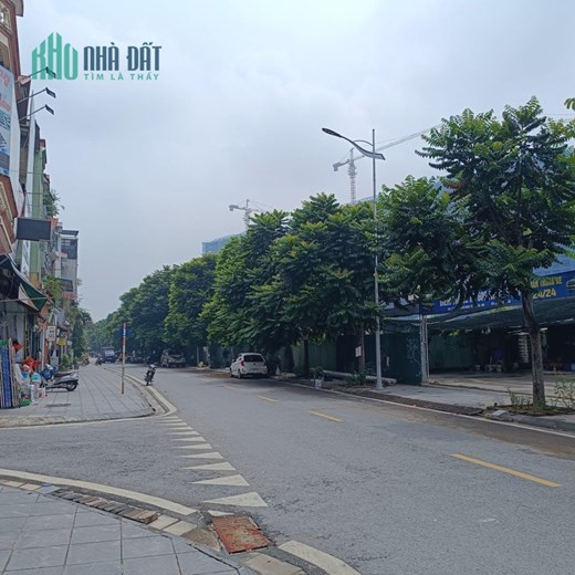 Bán nhà Ngọc Thụy, 50m2, dân xây, ngõ ô tô thông, 50m ô tô tránh, cạnh Khai Sơn Hill, 5 tỷ