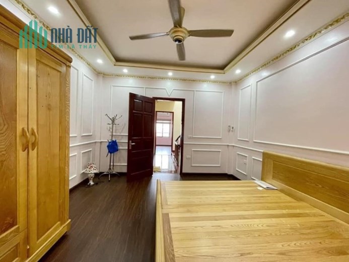 Bán nhà Đặng Văn Ngữ 38m2 x 4 tầng đẹp hiếm ở luôn, sát Tiểu học Trung Tự giá 4,2 tỷ