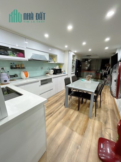 Bán nhà Đặng Tiến Đông 39m2 5 tầng, mt 6m, 2 thoáng trước sau, 10m ra phố, 5.9 tỷ