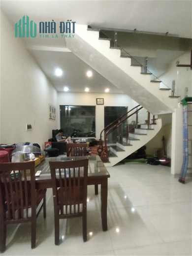 Bán Nhà Thạch Bàn, Ngõ Thông  Ô tô tránh, Kinh Doanh, 45m2, 5 Tầng, Nhỉnh 4 Tỷ.