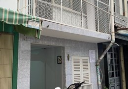 Chỉ 3.5 tỷ, 33m2, nhà 2 tầng 2PN, gần MT Trần Hưng Đạo, Quận 5, giáp Quận 1