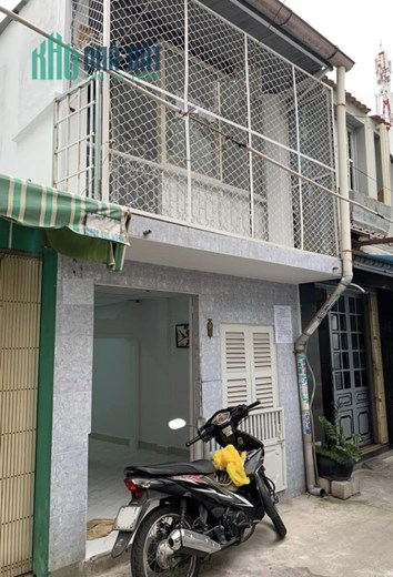 Chỉ 3.5 tỷ, 33m2, nhà 2 tầng 2PN, gần MT Trần Hưng Đạo, Quận 5, giáp Quận 1