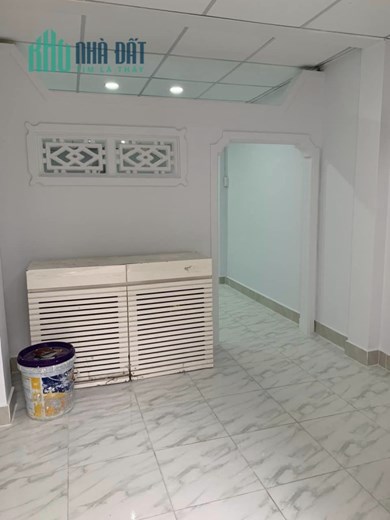 Chỉ 3.5 tỷ, 33m2, nhà 2 tầng 2PN, gần MT Trần Hưng Đạo, Quận 5, giáp Quận 1
