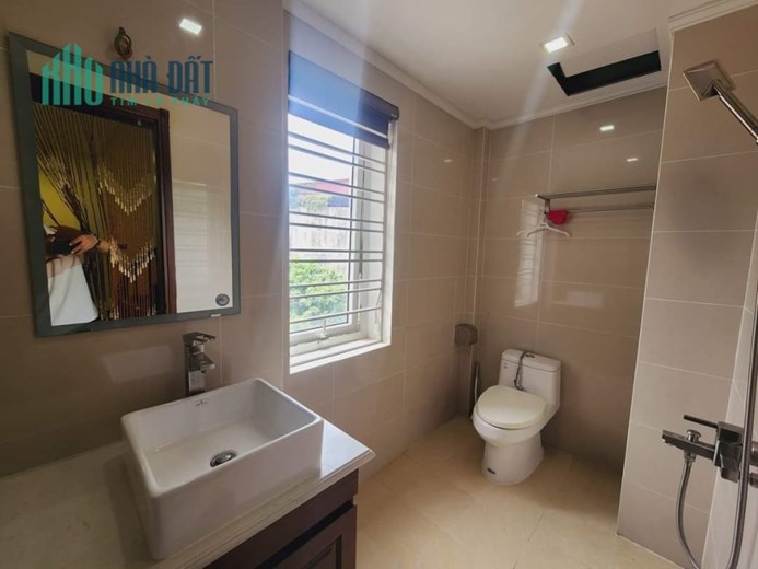 Ngay Mp Nguyễn Văn Cừ 58m2x6T Th.máy Mt 6m gần Ô tô Ở Kd Vp Nhỉnh 7 tỷ