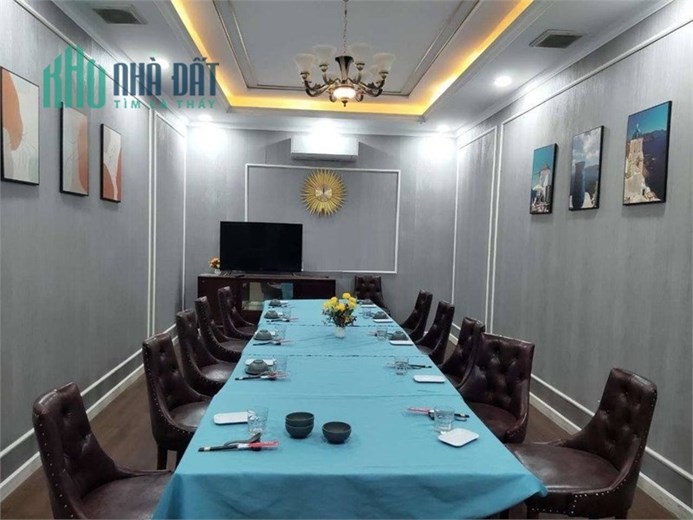 Nguyên Căn Mặt Tiền Huỳnh Tấn Phát,Tân Thuận Đông, trệt lầu 12 phòng VIP