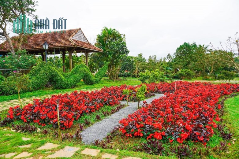 Bán Gấp 4,6ha Khu Du Lịch Cao Nguyên Vân Hòa, View Hồ, đang kinh doanh 80-100 triệu/tuần