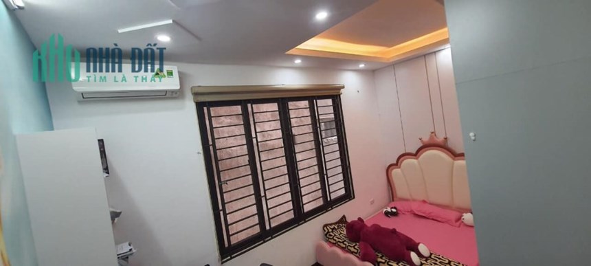 Nhà hiếm - Bán nhà Trần Quốc Hoàn - Cầu Giấy. DT 46m2 - 5T, nhà đẹp thoáng, 6 phòng giá nhỉnh 9 tỷ