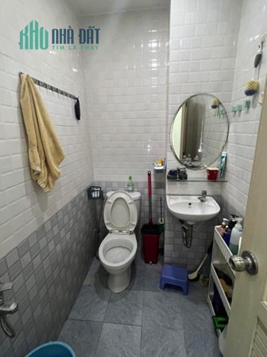 Ngợp Gấp Bán Nhà HXH Giáp Tân Phú - 44M2 4Tầng 4PN - Đường Lê Văn Quới Quận Bình Tân hơn 4TỶ.