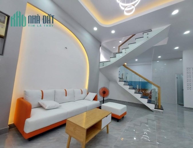 SÁT QUẬN 1 - HXH cách 1 căn- DT 45m- 2 Tầng-NHÀ MỚI ĐẸP - XÁCH VALI VÀO Ở NGAY- CHỈ 4 TỶ NHỈNH