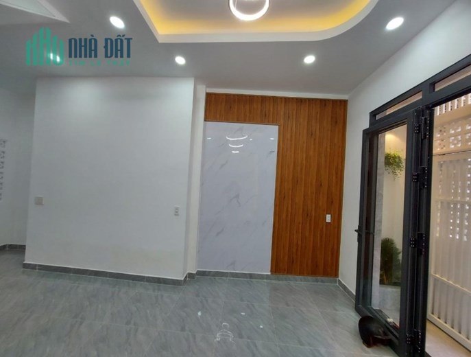 SÁT QUẬN 1 - HXH cách 1 căn- DT 45m- 2 Tầng-NHÀ MỚI ĐẸP - XÁCH VALI VÀO Ở NGAY- CHỈ 4 TỶ NHỈNH