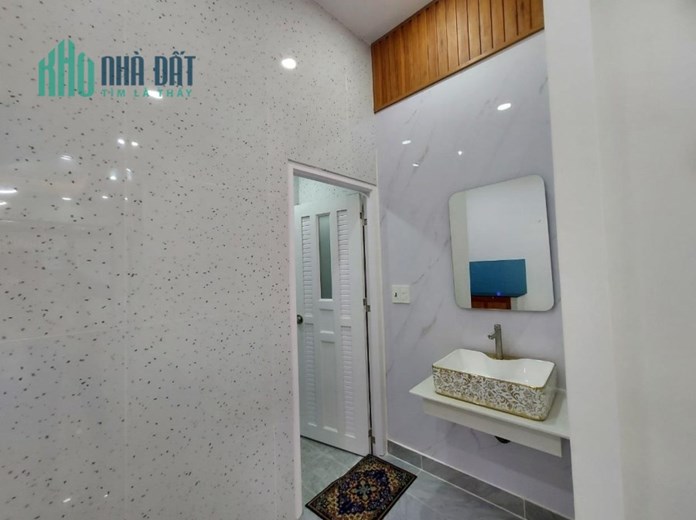 SÁT QUẬN 1 - HXH cách 1 căn- DT 45m- 2 Tầng-NHÀ MỚI ĐẸP - XÁCH VALI VÀO Ở NGAY- CHỈ 4 TỶ NHỈNH