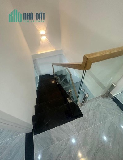 SÁT QUẬN 1 - HXH cách 1 căn- DT 45m- 2 Tầng-NHÀ MỚI ĐẸP - XÁCH VALI VÀO Ở NGAY- CHỈ 4 TỶ NHỈNH