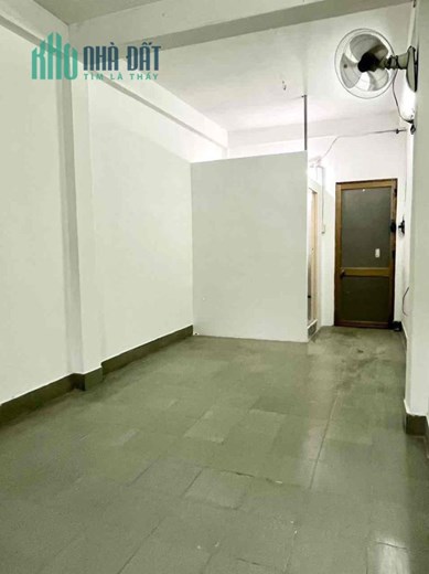 CHO NỮ THUÊ PHÒNG GIÁ RẺ MẶT TIỀN ĐƯỜNG CÁCH MẠNG THÁNG 8, PHƯỜNG 10, QUẬN 3