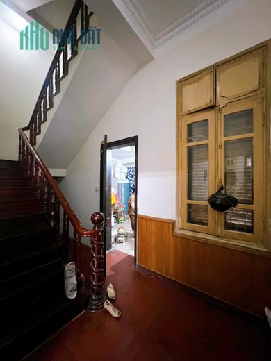 bán nhà mặt phố Đống Đa, 111m x 3tầng, mặt tiền 7.7m, nở hậu, vỉa hè,  full thổ cư