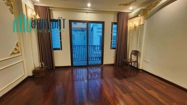 Bán Nhà Ngõ 603 Lạc Long Quân 44m2 x 5 tầng, phân lô ô tô tránh vỉa hè, nhà mới ở ngay, giá đầu tư