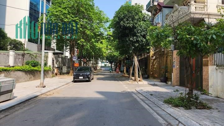 Bán Nhà Ngõ 603 Lạc Long Quân 44m2 x 5 tầng, phân lô ô tô tránh vỉa hè, nhà mới ở ngay, giá đầu tư
