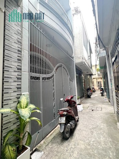 Cho thuê NNC 1 lầu hẻm thông đường Nguyễn Thị Tần P2Q8 - 9 Triệu