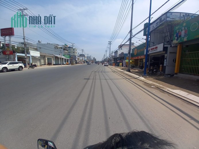 SÁT MẶT TIỀN ĐẶNG THÚC VỊNH - MẶT TIỀN GIÁ CHỈ 39 TRỆU/M2 - NGANG 8M HIẾM.