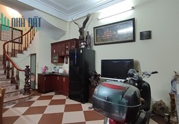 NHÀ ĐẸP CHO THUÊ NGÕ HÒA BÌNH 3,HAI BÀ TRƯNG, 40M, 4 TẦNG