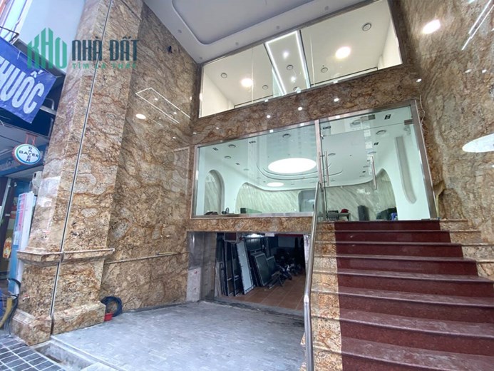 Bán Tòa Văn Phòng Xây Mới 8 Tầng KDT Yên Hòa.View Công Viên.DT 100m2. Giá 39 TỶ
