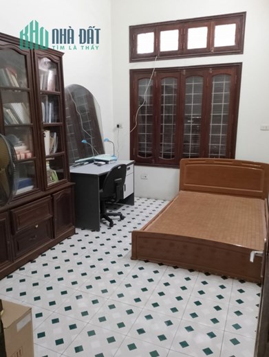 Ban nhà mặt phố Minh Khai 102m2, giá 23 tỷ