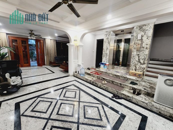 Bán biệt thự KĐT mới Dương Nội 200m2, 5 tầng giá 40.5 Tỷ