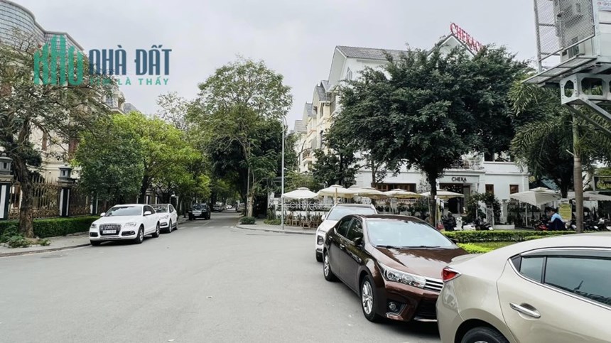 Bán biệt thự KĐT mới Dương Nội 200m2, 5 tầng giá 40.5 Tỷ