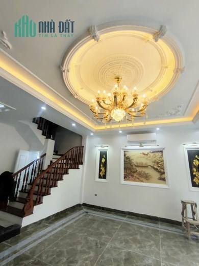 ÂU CƠ - GARA Ô TÔ TRÁNH, THANG MÁY XỊN, NỘI THẤT CAO CẤP 9.1 TỶ