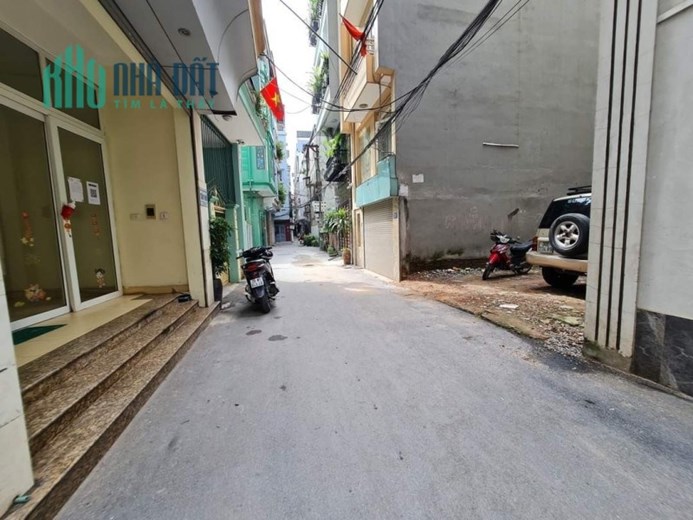 Bán đất Tứ Liên, Tây Hồ. 50m2; MT4.5m; giá 8 tỷ 3. Phương