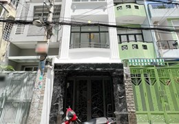Nhà mới,nở hậu HXH Nguyễn Thị Tần P2Q8. Trêt, 2 lầu. Giá 6,5 tỷ TL
