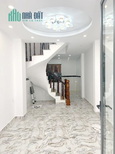 Nhà mới,nở hậu HXH Nguyễn Thị Tần P2Q8. Trêt, 2 lầu. Giá 6,5 tỷ TL