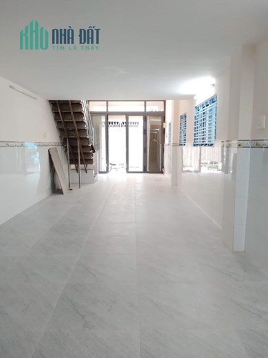 Cho thuê NNC đường Trần Hưng Đạo P7Q5. Giá 13 triệu