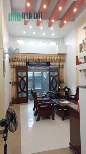 Nhà 6 tầng nở hậu - hẻm 4m gần MT Phạm Hùng P4Q8. Giá 8,5 tỷ TL