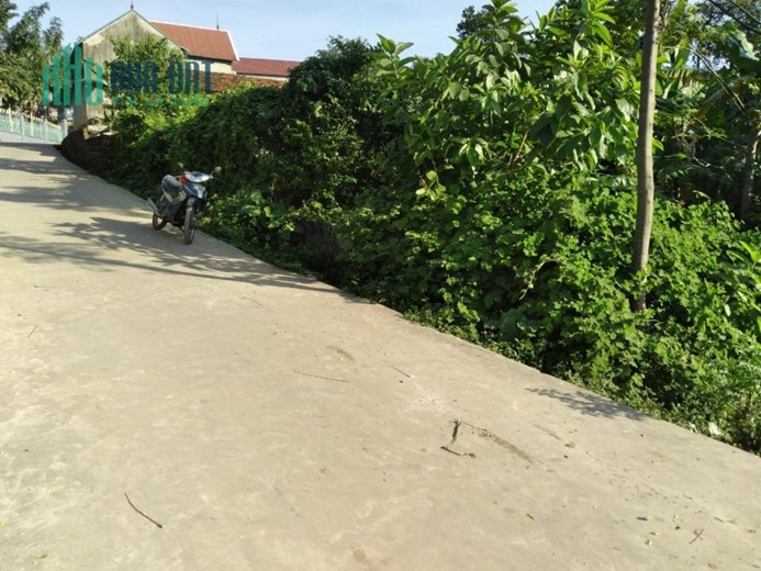 hơn 500tr -90m đất ô tô thông siêu siêu rẻ hời quá luôn 
- diện tích 90m , mặt tiền hậu 4,49
-đường