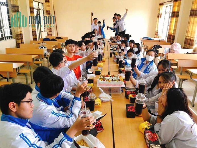 Em sang nhượng lại toàn bộ cửa hàng Địa chỉ: 158 Đường Máng Nước, An Dương, Hải Phòng