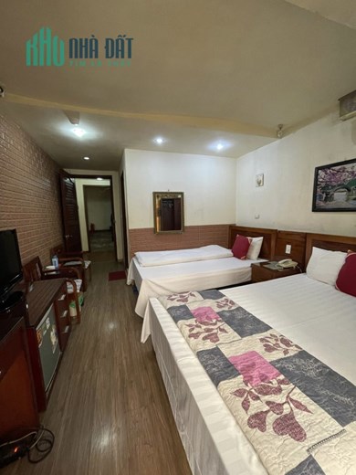Khách sạn Nguyễn Trường Tộ, 72m2, 18P, 7T, 39tỷ,TM, 720tr/năm, 0977097287