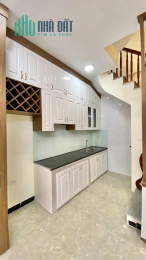 Bán nhà phố Hồ Đắc Di, ngõ nông, rộng, nhà mới, 40m, 5T, 4.95 tỷ