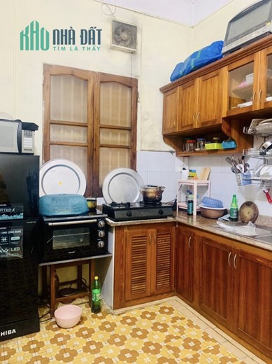 Bán nhà ngõ 40 Tạ Quang Bửu, 62m2, 3T, MT3.9m, 16.7tỷ, lô góc, ô tô, 0977097287