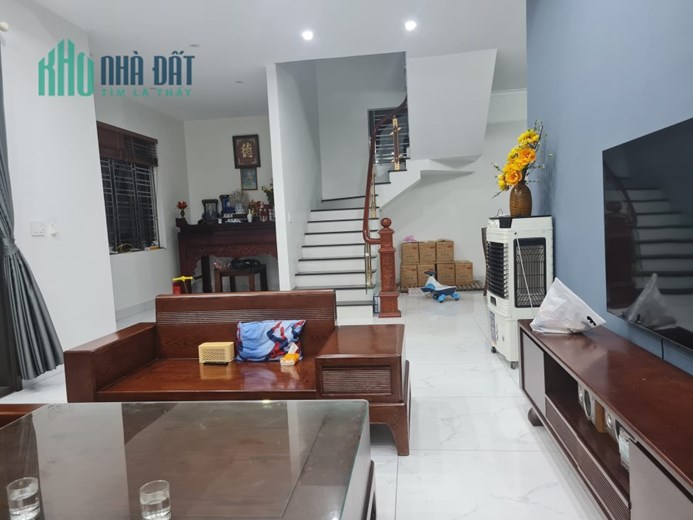 Nhà Phân Lô Vỉa Hè-Kinh Doanh-ÔTô Tránh-Đông Hội-Đông Anh-50m²-MT 4m-3 Tầng