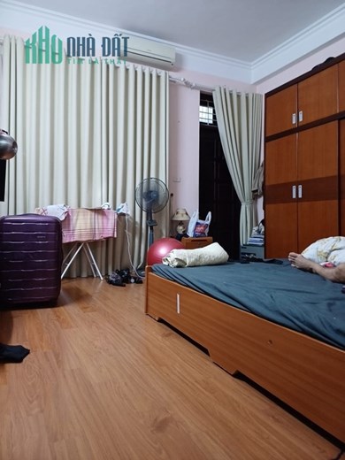 Biệt Thự Sân Vườn - Bạch Mai - Bề Thế - OTo Tránh 10M - Ngõ Thông Khu ĐH Kinh Tế #84M #13Tỷ5