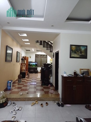 Biệt Thự Sân Vườn - Bạch Mai - Bề Thế - OTo Tránh 10M - Ngõ Thông Khu ĐH Kinh Tế #84M #13Tỷ5