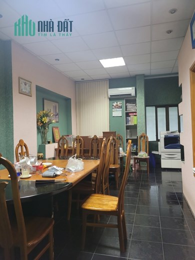 Bán nhà MẶT TIỀN Nguyễn Kiệm, Phú Nhuận 183m3, NGANG 7M, 4 tầng, 36 tỷ.