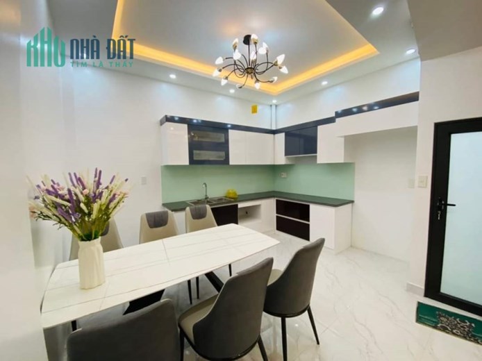 Bán nhà xây mới phố 193 Văn Cao 3 tầng 3 ngủ  giá rẻ chỉ 2.39 tỉ