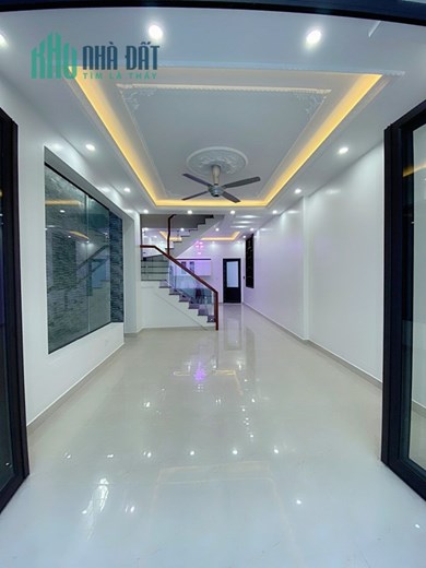 Bán nhà xây mới đường Miếu Hai Xã 4 tầng 4 ngủ GIÁ 2.98 tỉ