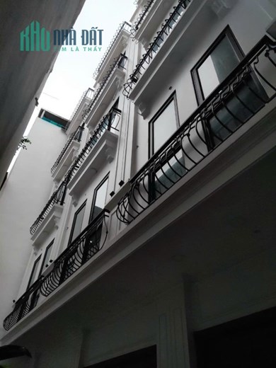 bán nhà phố Hạ Yên,Cầu Giấy 45m² xây 5 tầng mới tinh cách phố 20m giá nhỉnh 6 tỷ