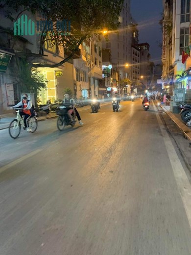 Mặt phố Nguyễn Trường Tộ, 110m2, 8T, MT5.1m, 69 tỷ, TM, 2T/N, 0977097287