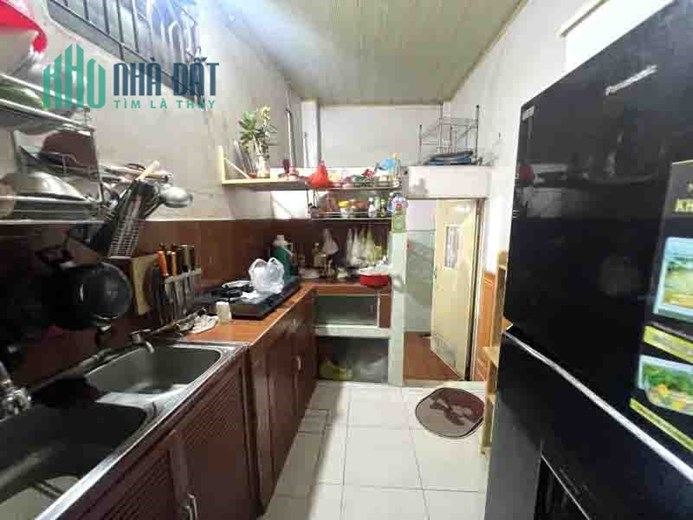 Bán Nhà Gần Quốc Lộ 1K, Linh Xuân, Thủ Đức, 40m2, 2 Tầng Chỉ Nhỉnh 2 Tỷ Vào Ở Ngay, cực hiếm